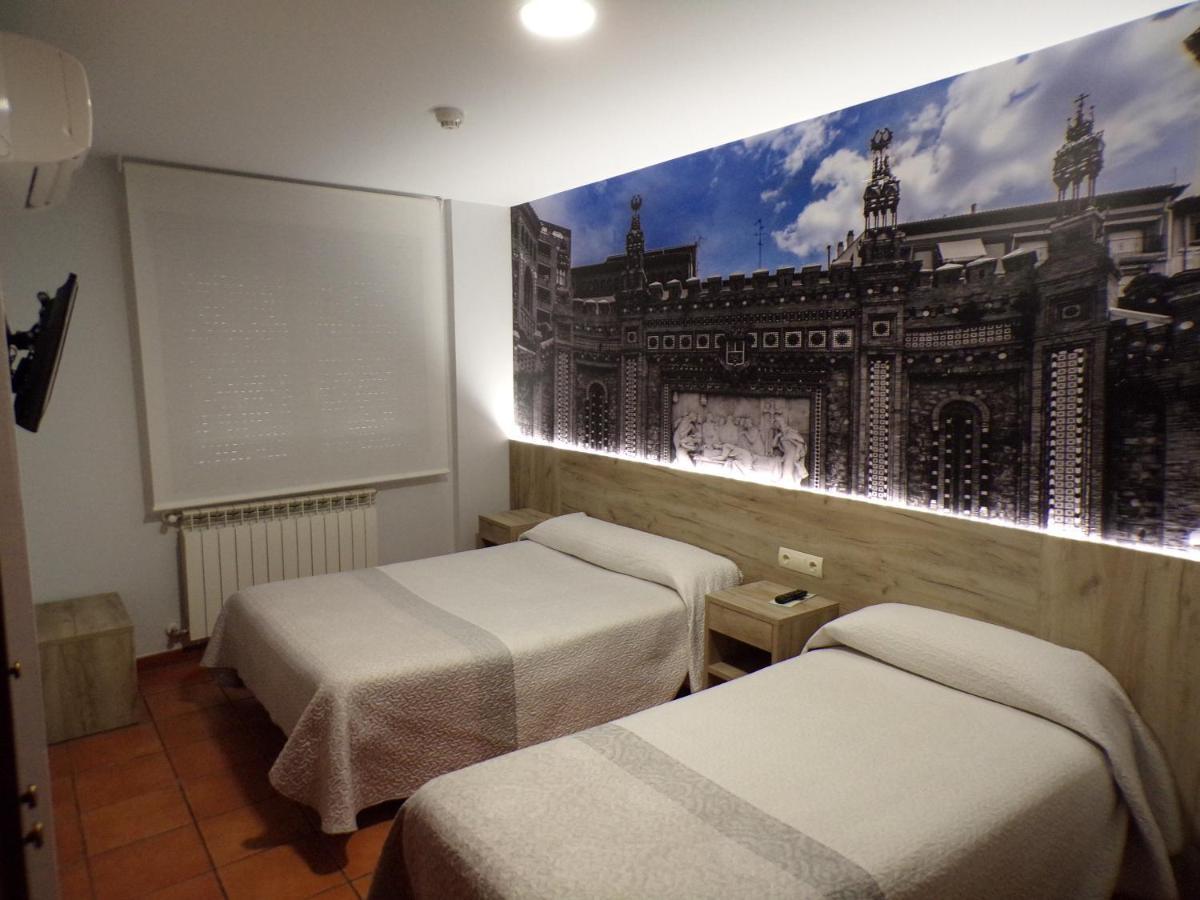 Hostal Serruchi Teruel Exterior foto